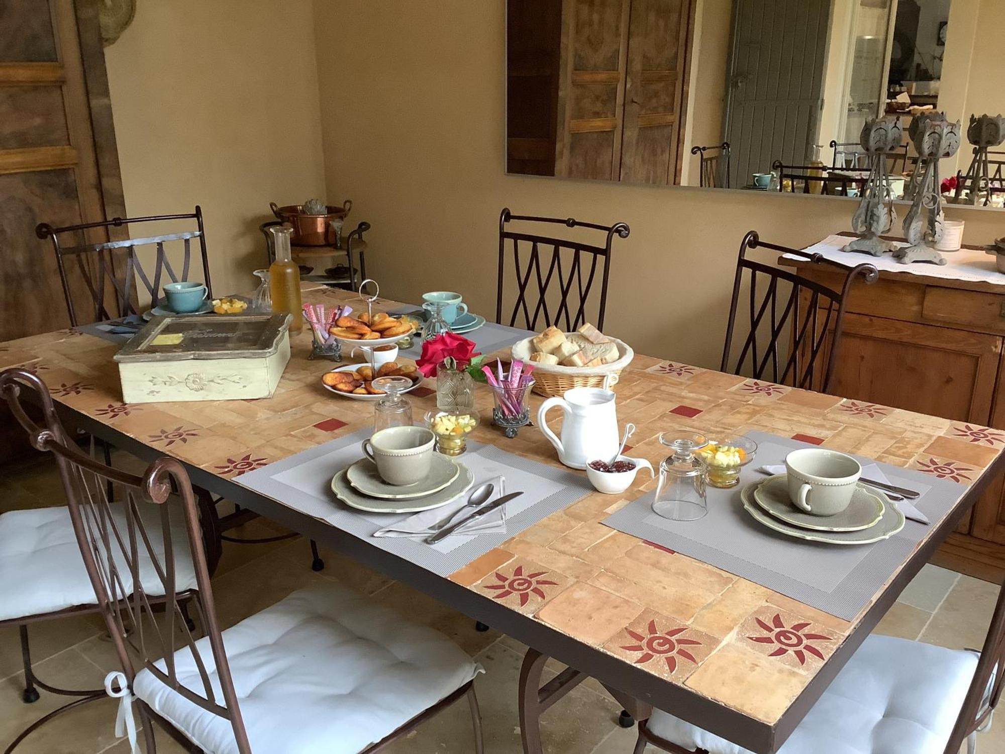 Jardin D'Antan Bed & Breakfast Ansouis Exterior photo