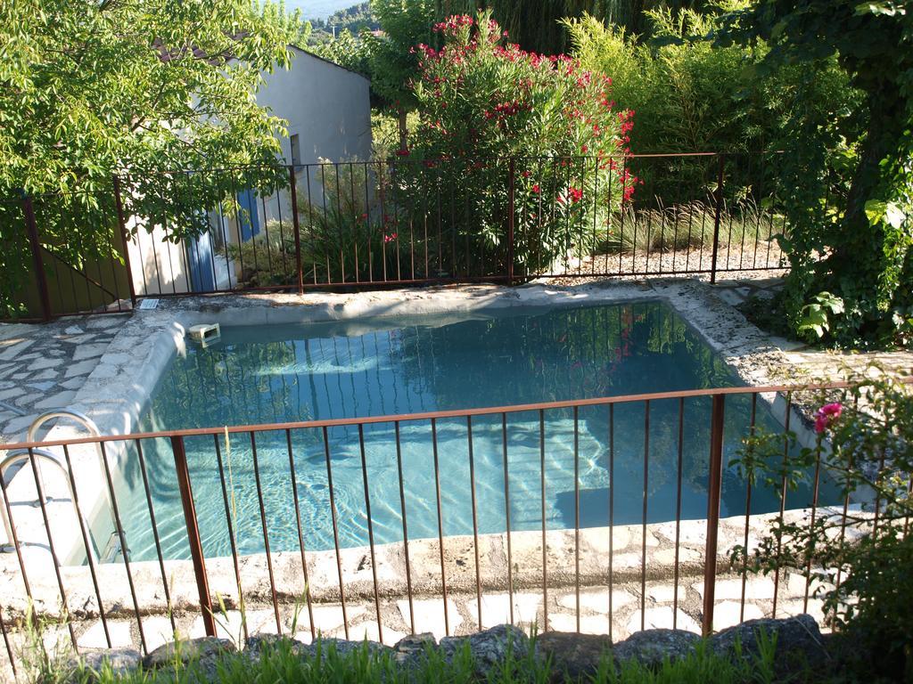 Jardin D'Antan Bed & Breakfast Ansouis Exterior photo