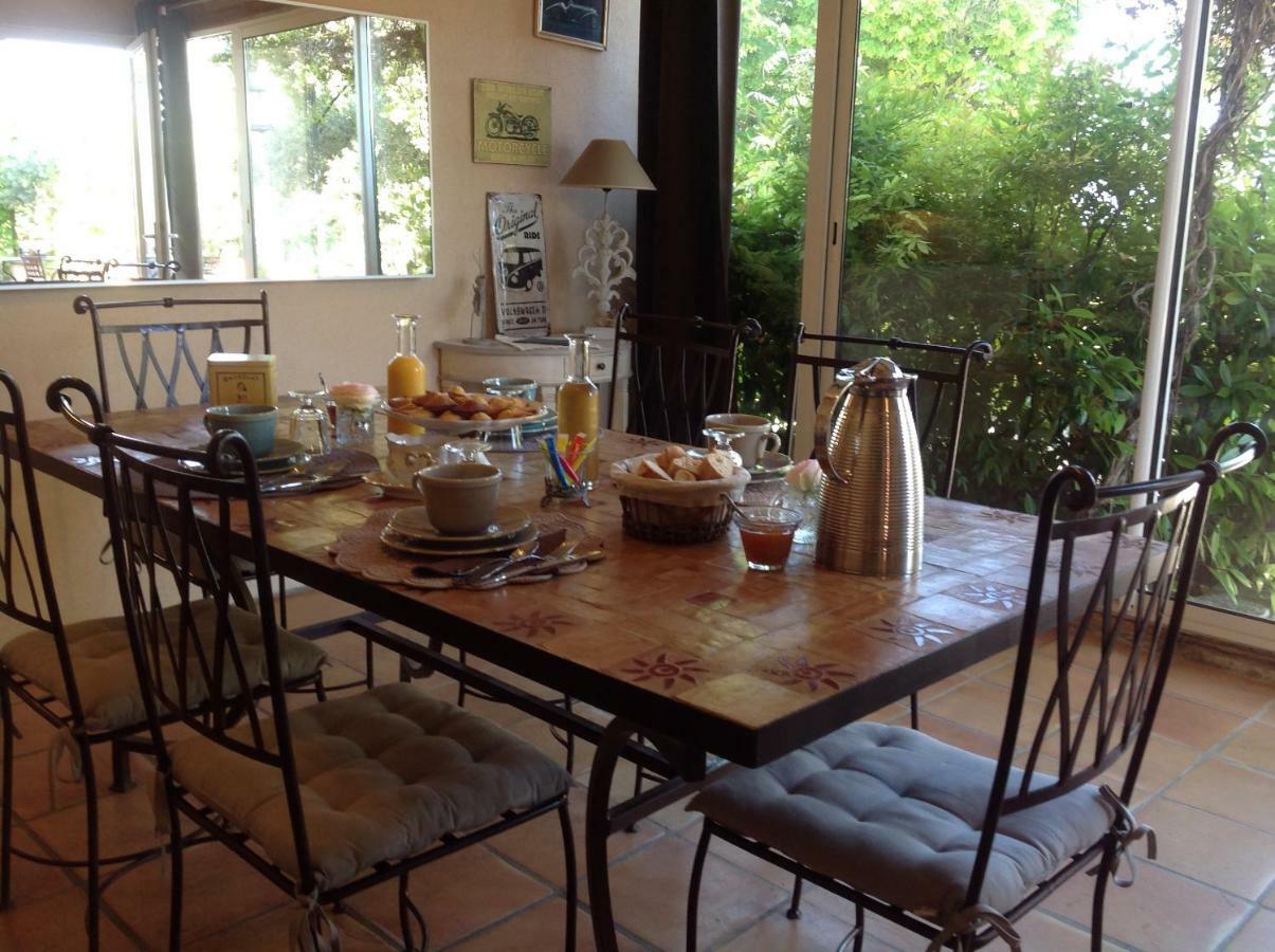 Jardin D'Antan Bed & Breakfast Ansouis Exterior photo